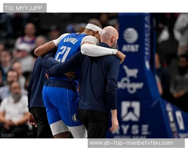 基德透露埃克萨姆因伤缺席训练加福德恢复良好已能进行跑步训练 基德透露埃克萨姆因伤缺席训练加福德恢复良好已能进行跑步训练